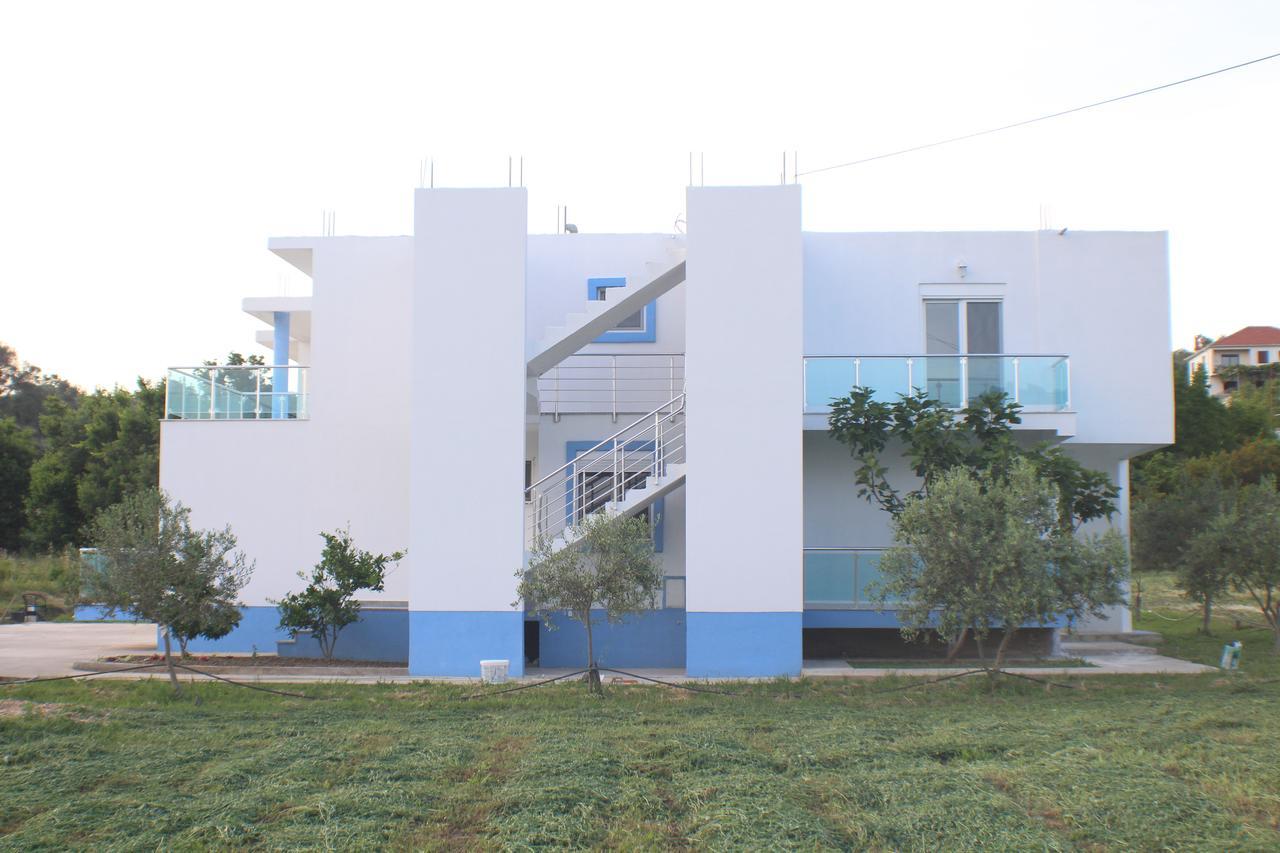 Gjinaj Apartments Улцинь Екстер'єр фото